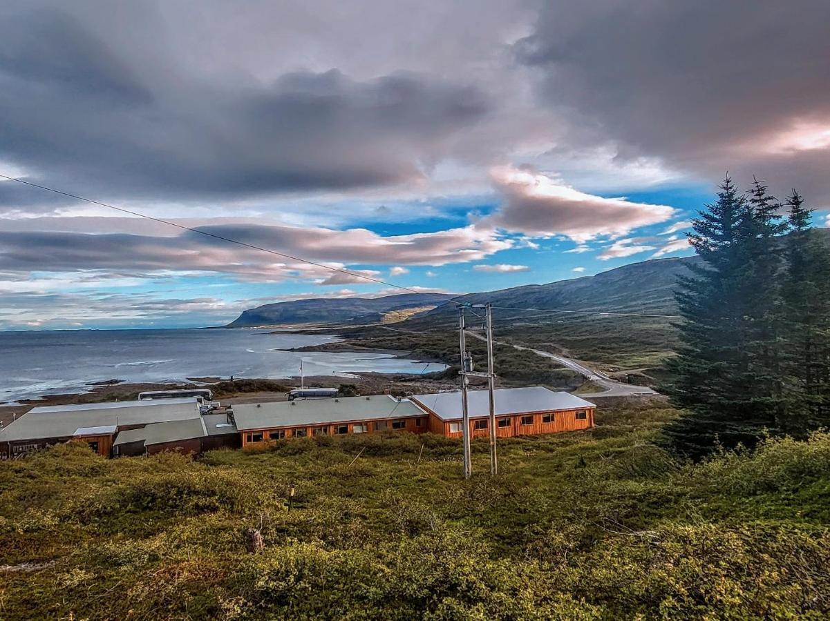 Hotel Flokalundur Brjanslaekur Bagian luar foto