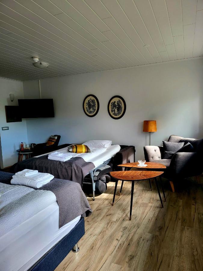 Hotel Flokalundur Brjanslaekur Bagian luar foto