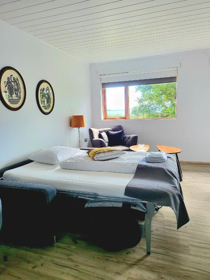 Hotel Flokalundur Brjanslaekur Bagian luar foto