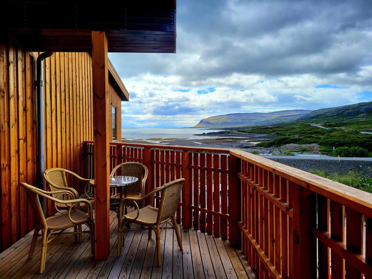 Hotel Flokalundur Brjanslaekur Bagian luar foto
