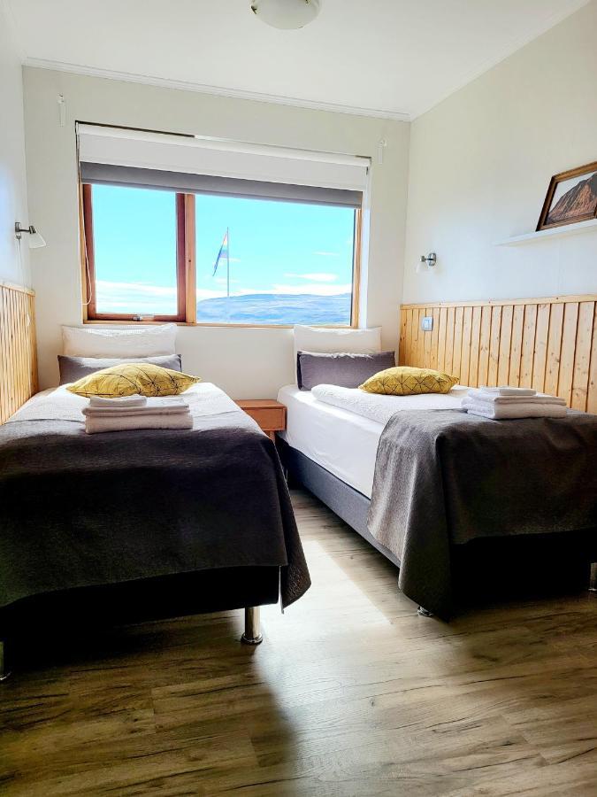 Hotel Flokalundur Brjanslaekur Bagian luar foto