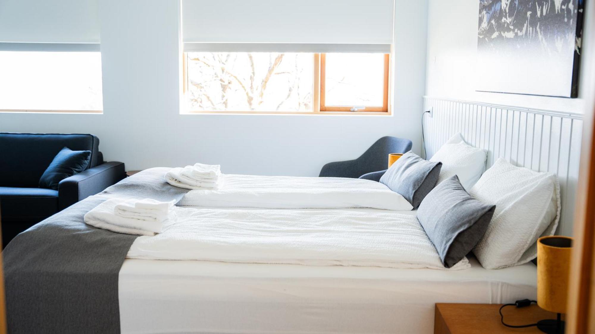 Hotel Flokalundur Brjanslaekur Bagian luar foto