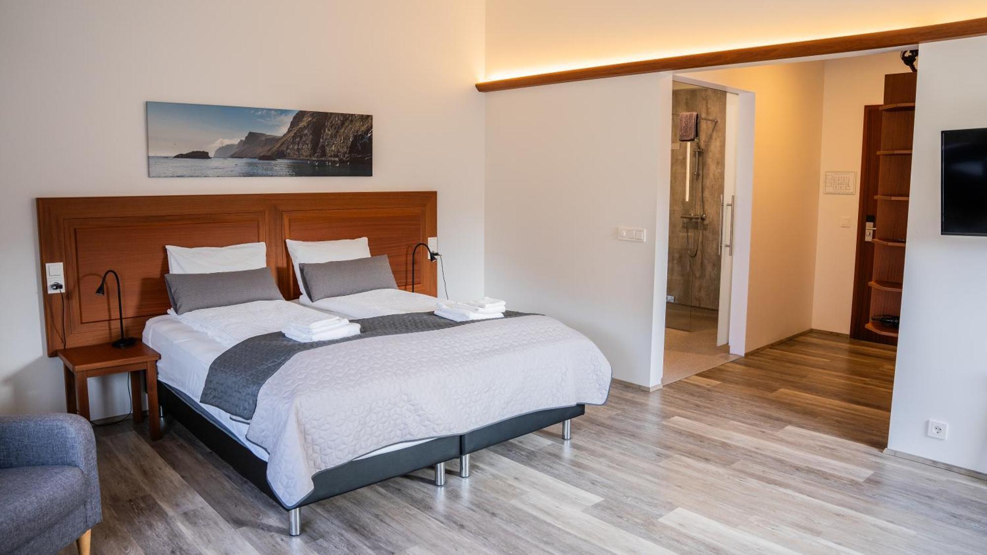 Hotel Flokalundur Brjanslaekur Bagian luar foto