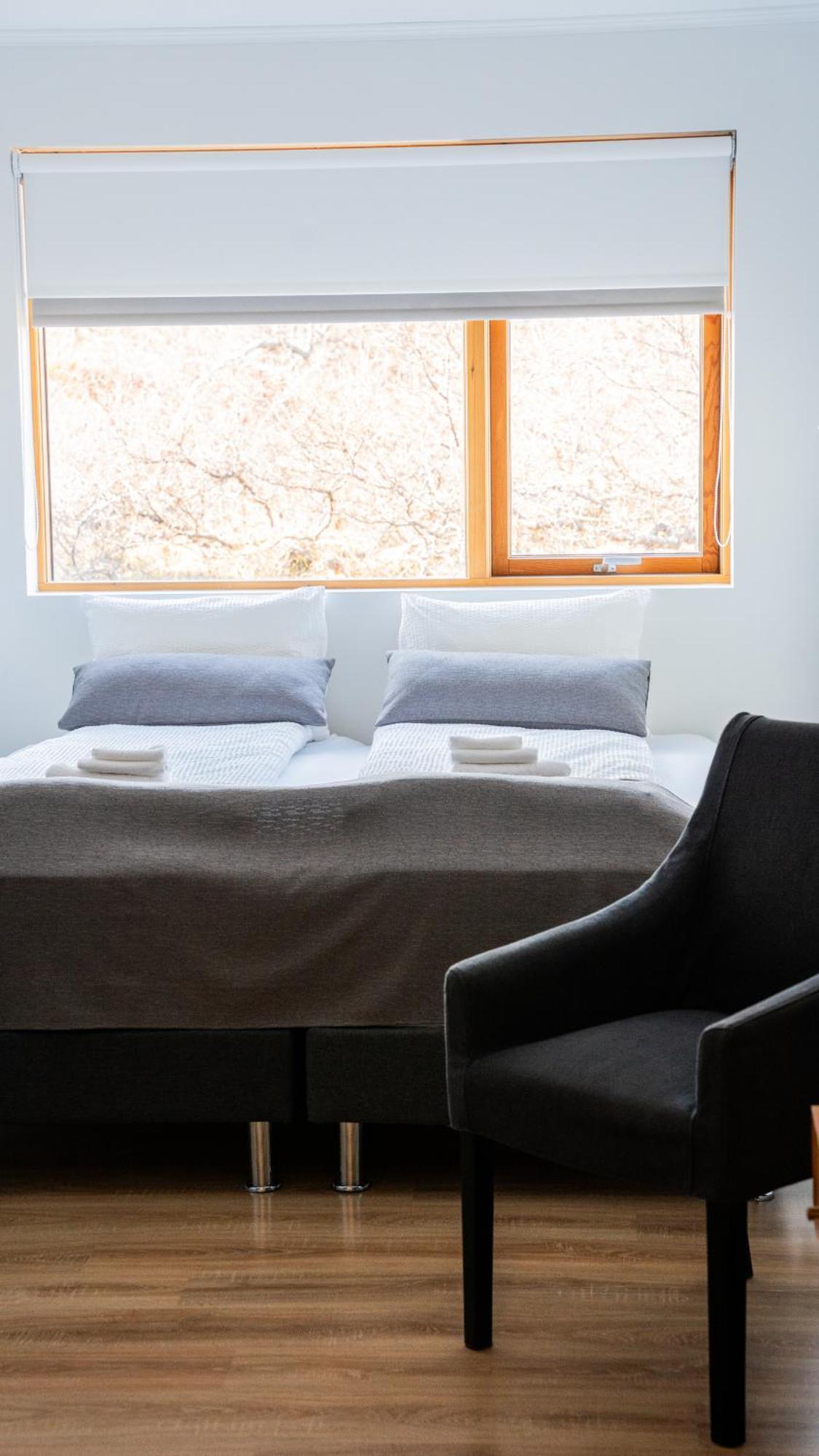 Hotel Flokalundur Brjanslaekur Bagian luar foto