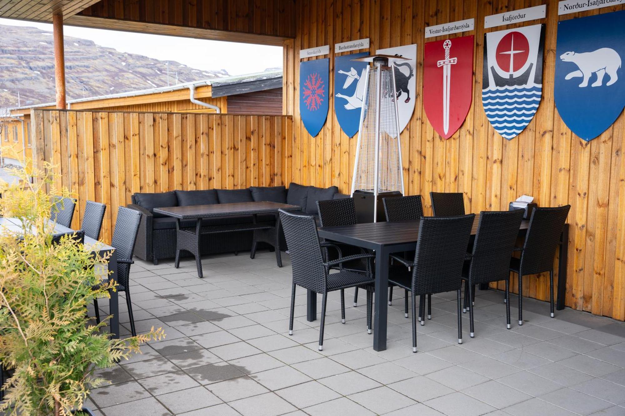 Hotel Flokalundur Brjanslaekur Bagian luar foto